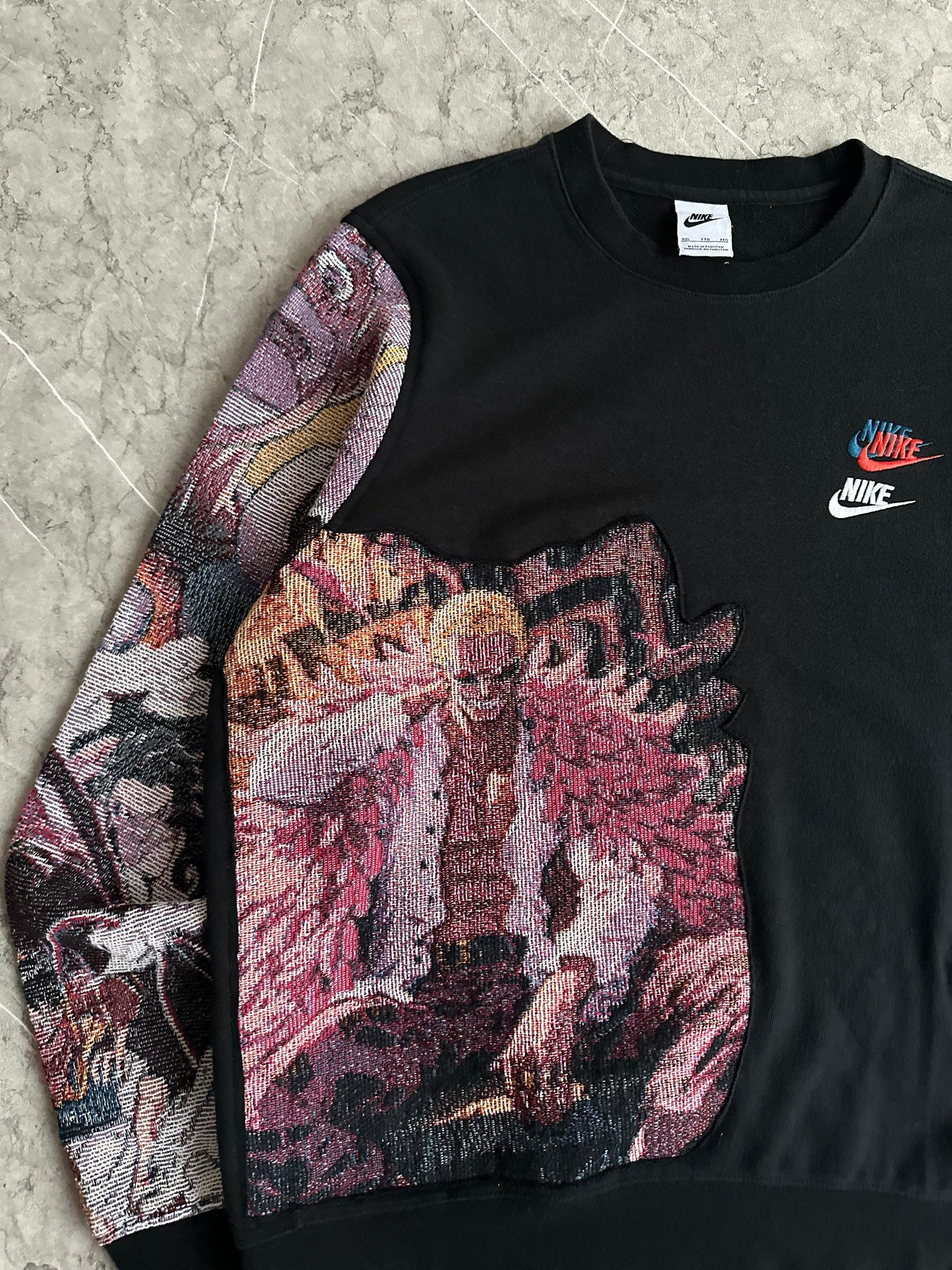 DoFlamingo vs Luffy Reworked Sweater L-XL