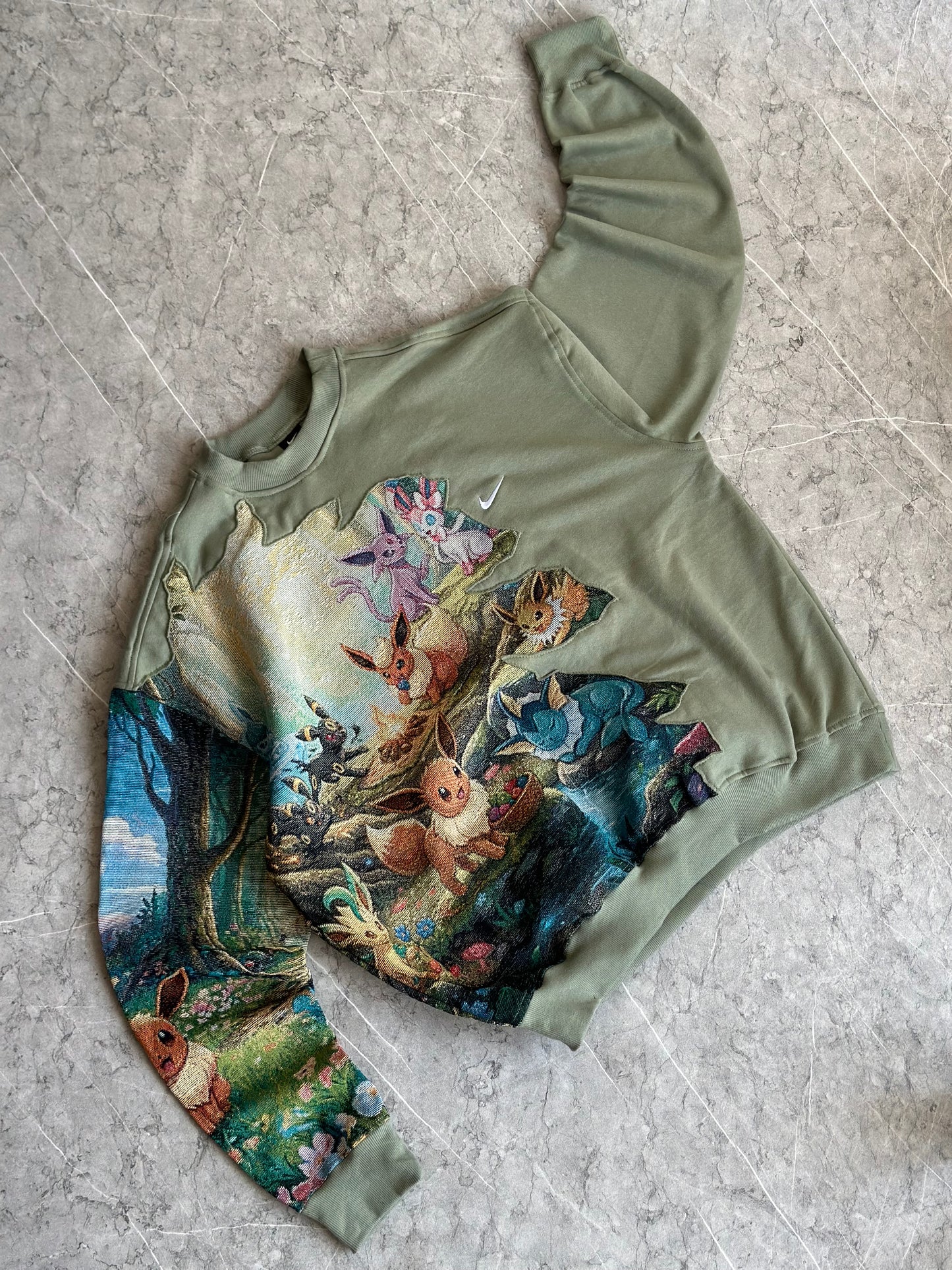 Eeve Evo Reworked Sweater XL