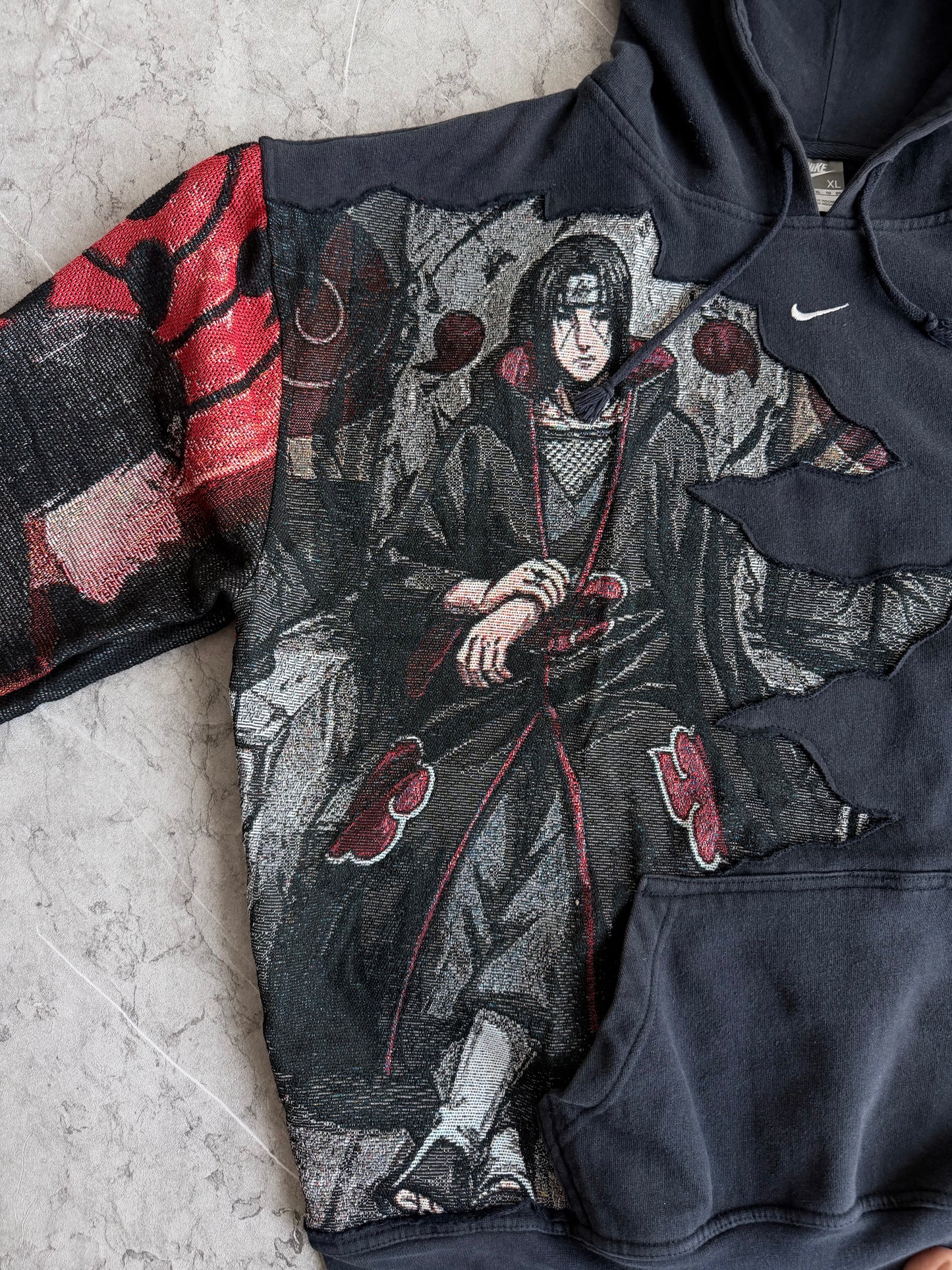 Itachi Restless Reworked Hoodie XL
