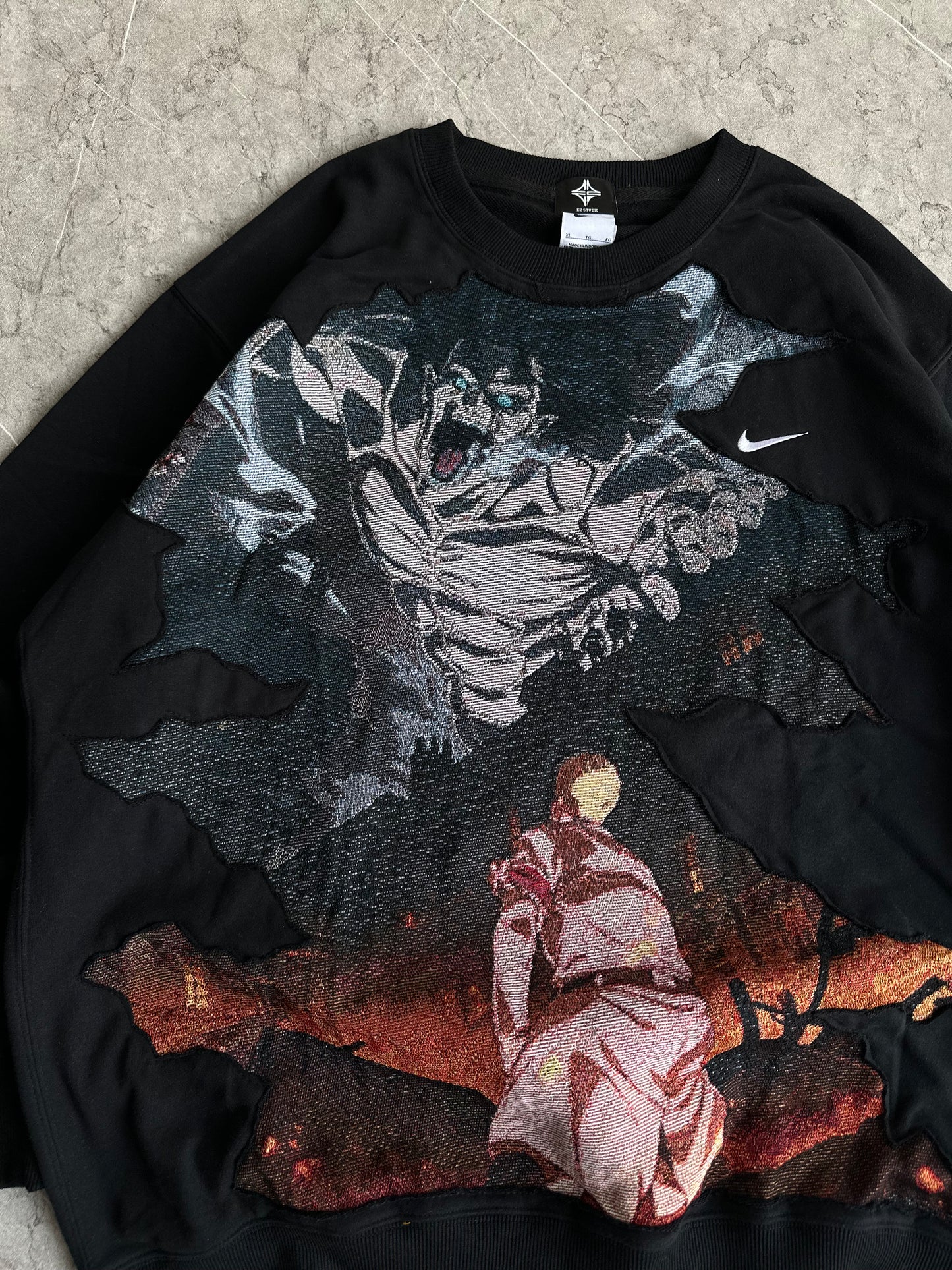 Final Season AOT Reworked Crewneck XL