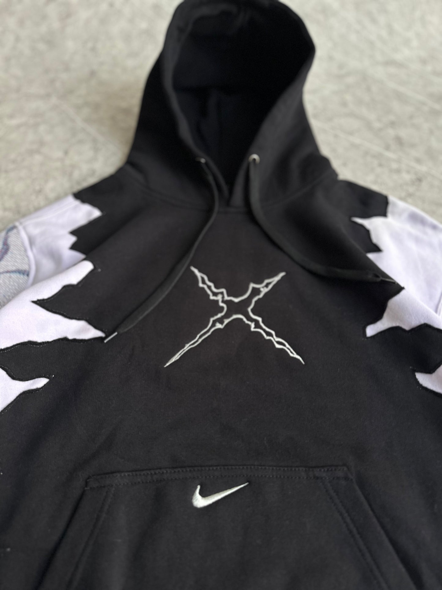 Luffy One Piece Ripped Hoodie XXL