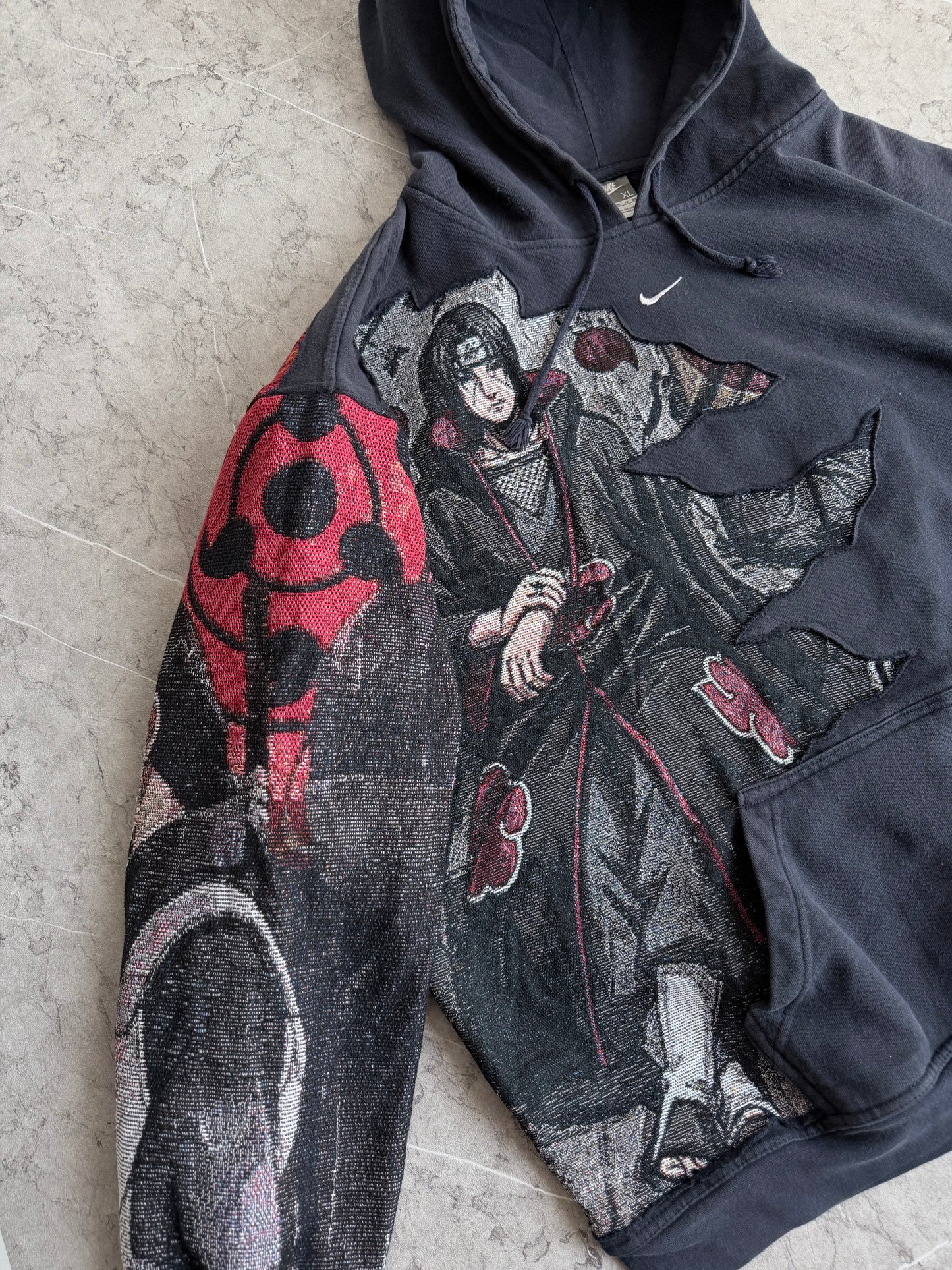 Itachi Restless Reworked Hoodie XL