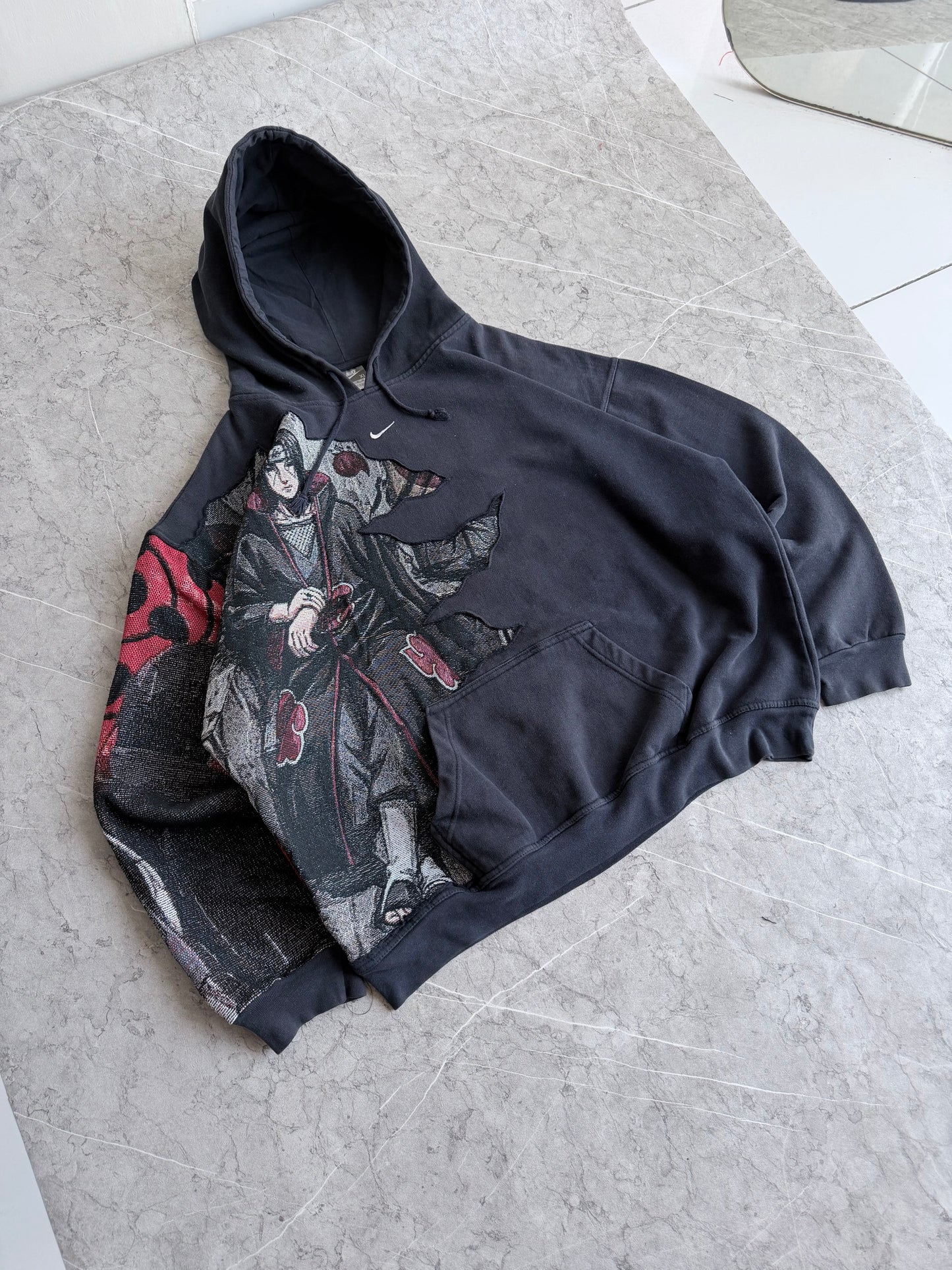 Itachi Restless Reworked Hoodie XL