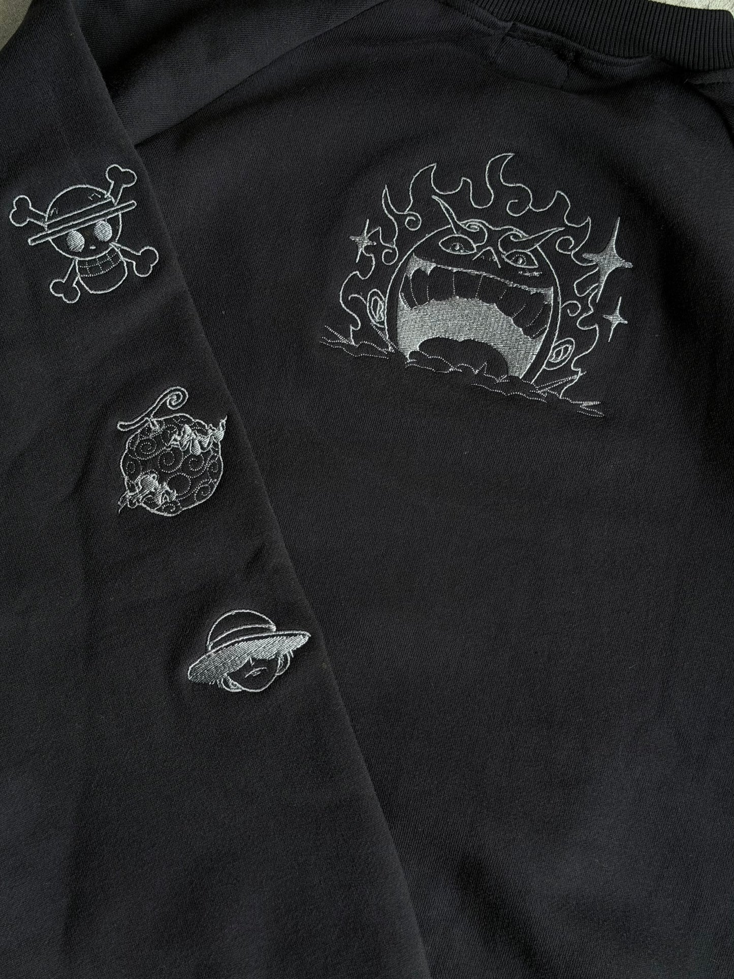 Nika Luffy Reworked Sweater XL